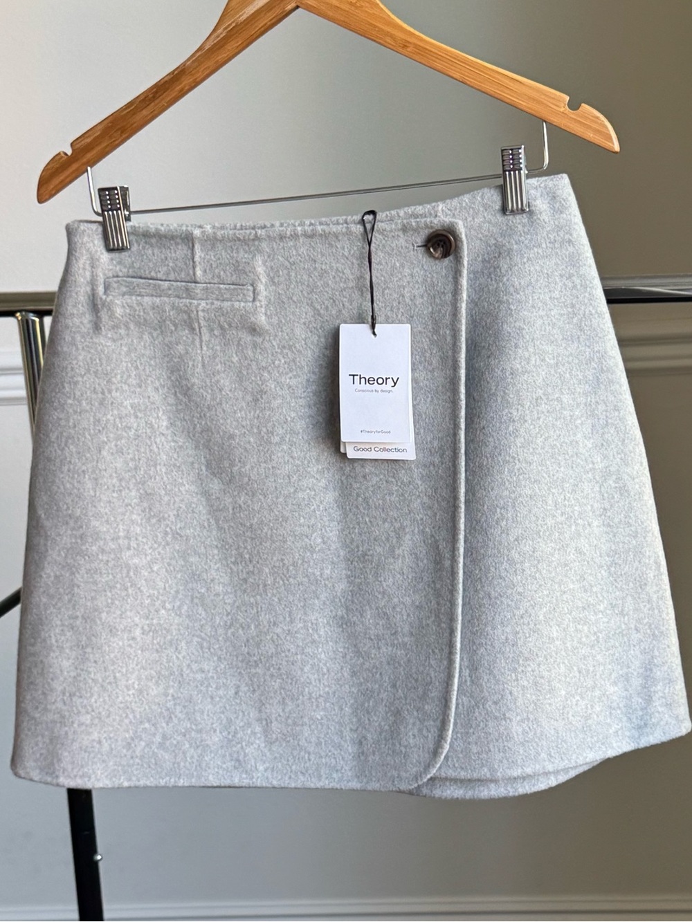 Theory Wool Cashmere Wrap Mini Skirt in Mélange Gray Size 8 NWT